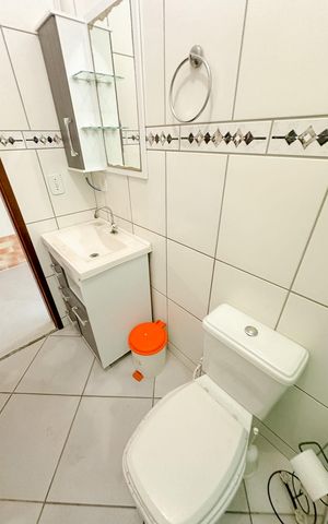 Casa para alugar com 80m², 3 quartos e 1 vagaBanheiro