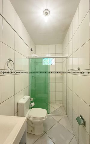 Casa para alugar com 80m², 3 quartos e 1 vagaBanheiro