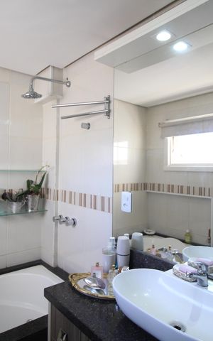 Apartamento para alugar com 120m², 3 quartos e 2 vagasBanheiro da Suíte 1
