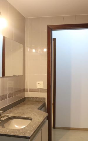Apartamento à venda com 126m², 3 quartos e 2 vagasBanheiro 1