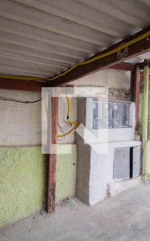 Casa à venda com 352m², 6 quartos e 2 vagas Casa à venda com 352m², 6 quartos e 2 vagasGaragem