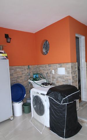 Apartamento à venda com 172m², 3 quartos e 1 vagaÁrea de Serviço