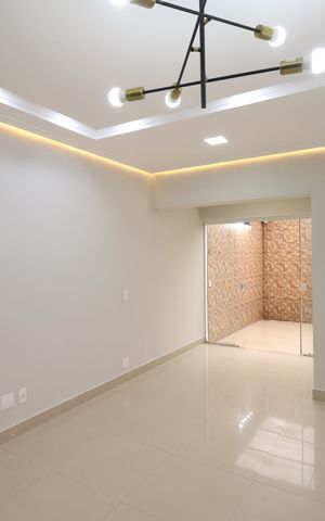 Apartamento à venda com 135m², 2 quartos e 1 vaga Apartamento à venda com 135m², 2 quartos e 1 vagaSala
