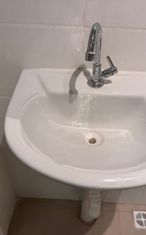 Apartamento à venda com 72m², 2 quartos e 1 vaga Apartamento à venda com 72m², 2 quartos e 1 vagaBanheiro Social