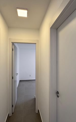 Apartamento à venda com 72m², 2 quartos e 1 vaga Apartamento à venda com 72m², 2 quartos e 1 vagaCorredor
