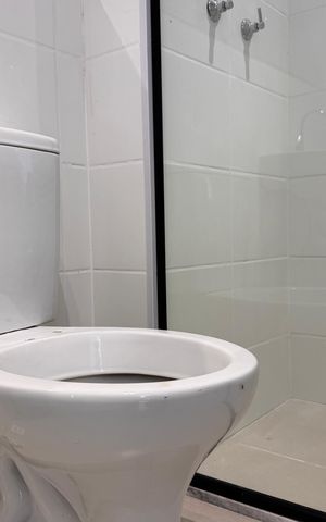 Apartamento à venda com 72m², 2 quartos e 1 vaga Apartamento à venda com 72m², 2 quartos e 1 vagaBanheiro Social