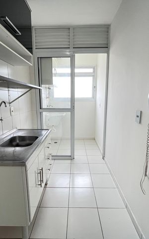 Apartamento para alugar com 64m², 3 quartos e 1 vaga Apartamento para alugar com 64m², 3 quartos e 1 vagaCozinha e Área de Serviço