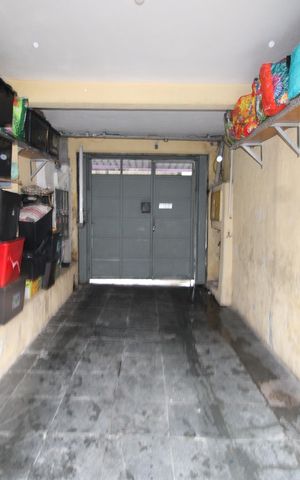 Casa à venda com 100m², 1 quarto e 3 vagasGaragem