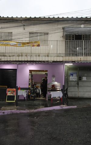 Casa à venda com 100m², 1 quarto e 3 vagasFachada