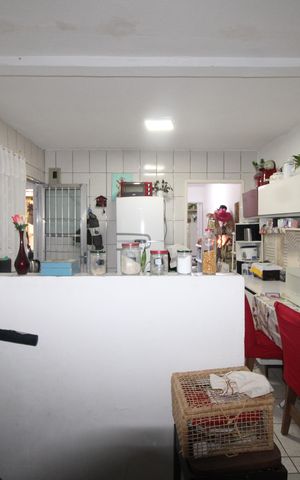 Casa à venda com 100m², 1 quarto e 3 vagasSala