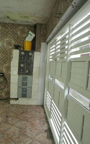 Casa à venda com 100m², 6 quartos e 2 vagasGaragem