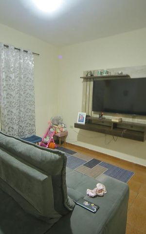 Casa à venda com 100m², 6 quartos e 2 vagasCasa 2 - Sala 