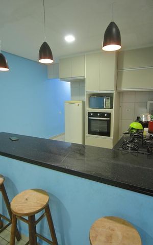 Casa à venda com 100m², 6 quartos e 2 vagasCasa 3 - Sala / Cozinha 