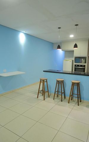 Casa à venda com 100m², 6 quartos e 2 vagasCasa 3 - Sala / Cozinha 