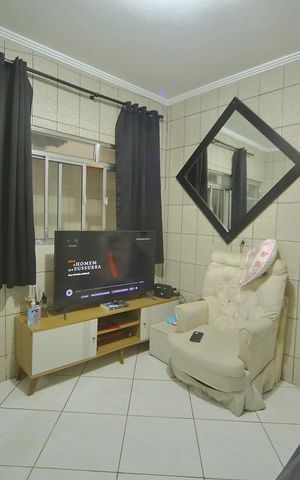 Casa à venda com 100m², 6 quartos e 2 vagasCasa 1 - Sala 