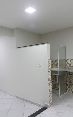 Casa para alugar com 60m², 2 quartos e 2 vagasCozinha