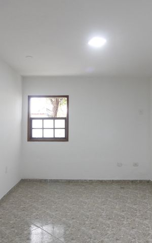 Casa para alugar com 60m², 2 quartos e 2 vagasQuarto 1
