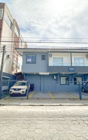 Apartamento para alugar com 65m², 2 quartos e 1 vagaFachada