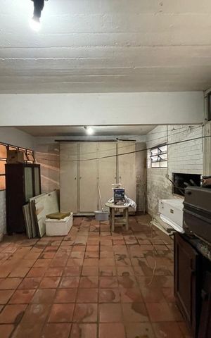 Casa à venda com 250m², 4 quartos e 2 vagas