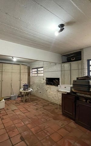 Casa à venda com 250m², 4 quartos e 2 vagas
