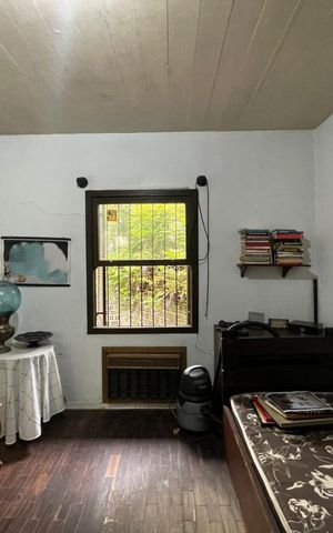 Casa à venda com 250m², 4 quartos e 2 vagas
