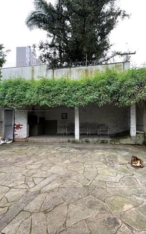 Casa à venda com 250m², 4 quartos e 2 vagas