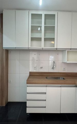 Apartamento à venda com 90m², 2 quartos e 2 vagas Apartamento à venda com 90m², 2 quartos e 2 vagascozinha