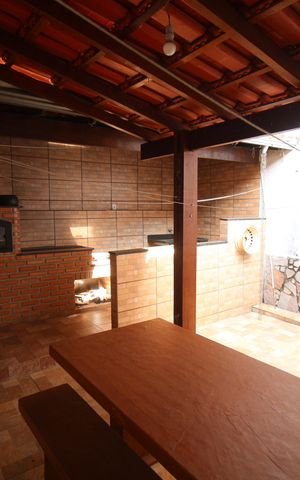 Casa para alugar com 180m², 3 quartos e 2 vagasÁrea gourmet