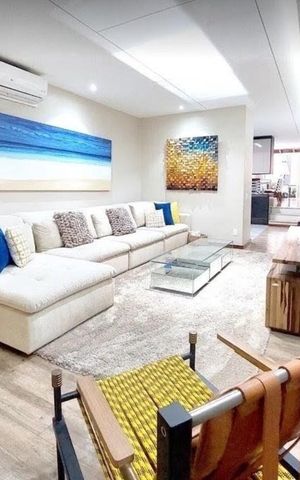 Casa para alugar com 264m², 3 quartos e 1 vaga Casa para alugar com 264m², 3 quartos e 1 vagaSala