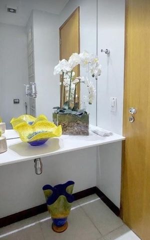 Casa para alugar com 264m², 3 quartos e 1 vaga Casa para alugar com 264m², 3 quartos e 1 vagaBanheiro