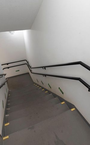 Apartamento para alugar com 40m², 2 quartos e 1 vagaESCADARIA