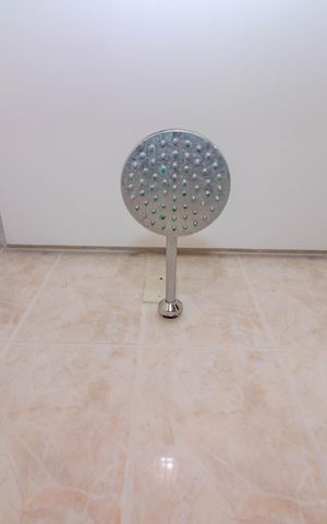 Apartamento para alugar com 81m², 2 quartos e 1 vaga Apartamento para alugar com 81m², 2 quartos e 1 vagaBanheiro da Suíte