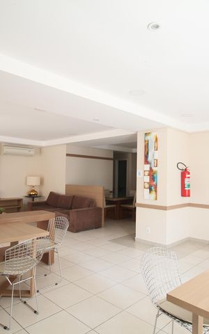 Apartamento para alugar com 70m², 2 quartos e 2 vagasÁrea comum - Salão de festas