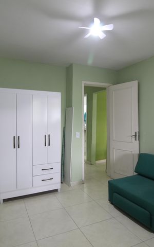 Casa de condomínio para alugar com 240m², 4 quartos e 4 vagasQuarto 4