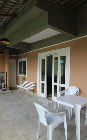 Casa de condomínio para alugar com 240m², 4 quartos e 4 vagasVaranda