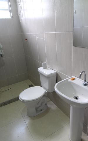Casa de condomínio para alugar com 240m², 4 quartos e 4 vagasQuarto 4 - Suíte