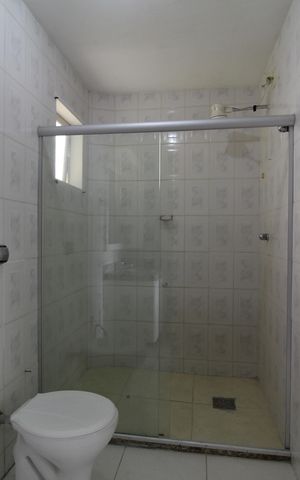 Casa de condomínio para alugar com 240m², 4 quartos e 4 vagasQuarto 3 - Suíte
