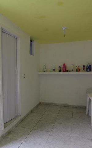 Casa de condomínio para alugar com 240m², 4 quartos e 4 vagasÁrea de Serviço