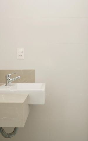 Apartamento à venda com 61m², 2 quartos e 2 vagasSuíte 2 - Banheiro 