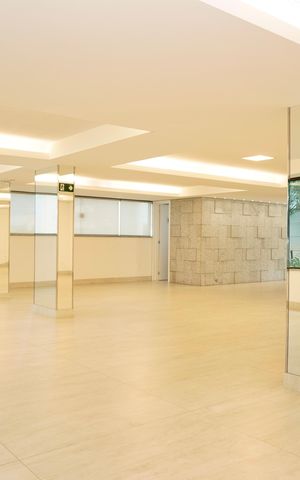 Apartamento à venda com 61m², 2 quartos e 2 vagasÁrea comum - Salão de festas