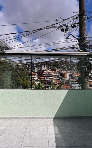Casa para alugar com 90m², 2 quartos e 2 vagasVaranda 