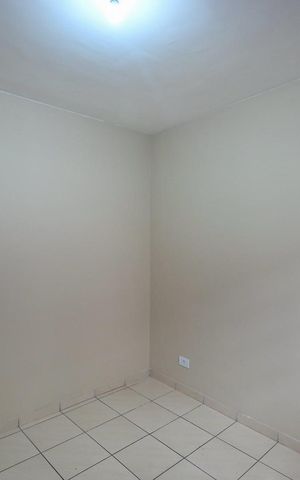 Casa para alugar com 90m², 2 quartos e 2 vagasQuarto 2
