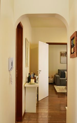 Apartamento à venda com 120m², 3 quartos e 2 vagas Apartamento à venda com 120m², 3 quartos e 2 vagasCorredor