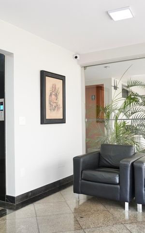 Apartamento à venda com 120m², 3 quartos e 2 vagas Apartamento à venda com 120m², 3 quartos e 2 vagasHall de entrada