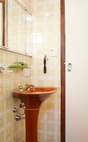 Apartamento à venda com 120m², 3 quartos e 2 vagas Apartamento à venda com 120m², 3 quartos e 2 vagasBanheiro Social 1