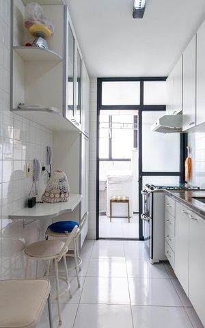 Apartamento para alugar com 63m², 2 quartos e 2 vagas Apartamento para alugar com 63m², 2 quartos e 2 vagasCozinha