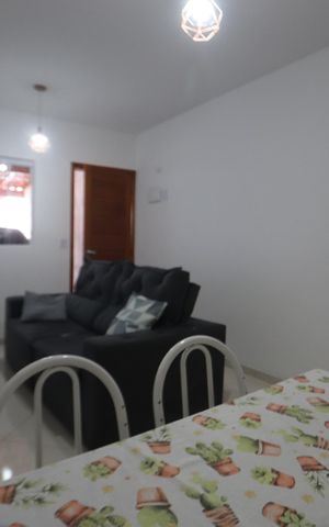 Casa à venda com 120m², 2 quartos e 2 vagasSala