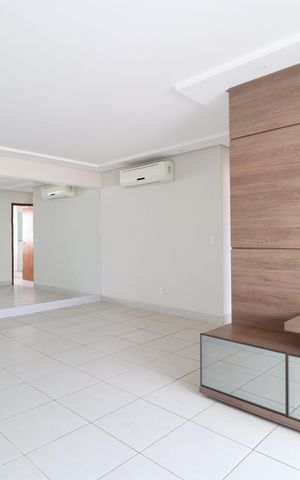 Apartamento para alugar com 100m², 3 quartos e 2 vagasSala