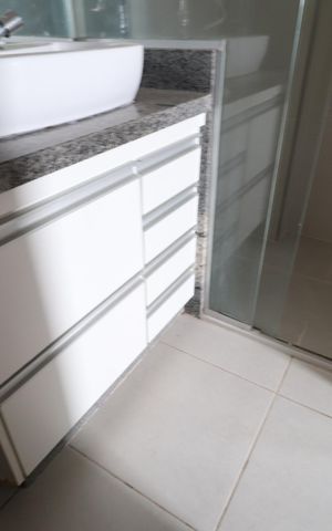 Apartamento para alugar com 100m², 3 quartos e 2 vagasBanheiro do Quarto 3