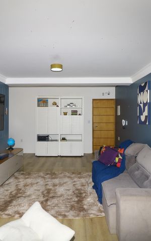 Apartamento à venda com 150m², 3 quartos e 2 vagas Apartamento à venda com 150m², 3 quartos e 2 vagasSala